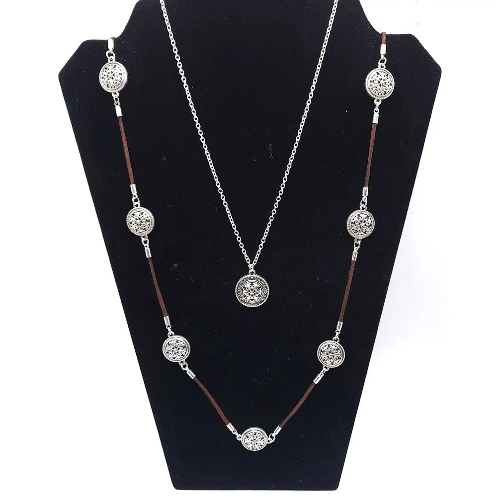 1946 Silver Tone Floral Medallion Necklace Brown Faux Leather Boho